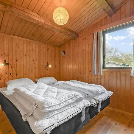 S744-stroby-ladeplads-lenshojvej-14 * Strøby Ladeplads